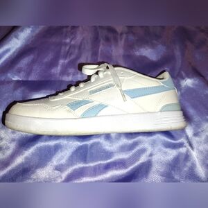 Reebok Size 8.5 White And Blue Tennis Shoes Women's